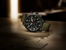 iwc万国表飞行员系列iw389104腕表(top gun海军空战部队计时腕表"sfti