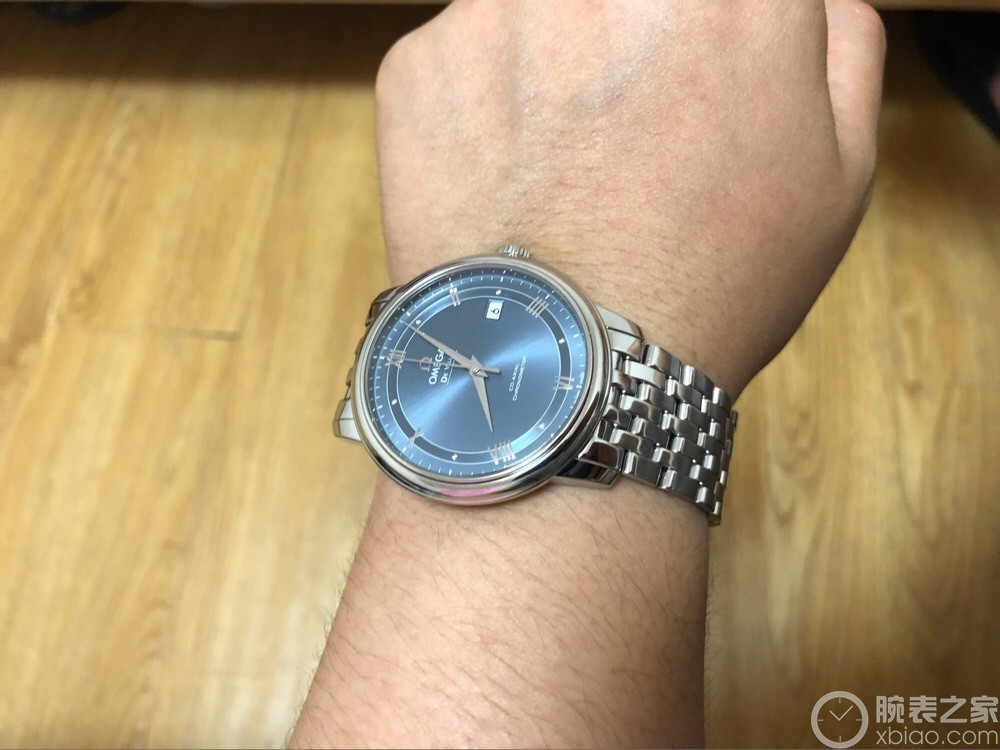欧米茄碟飞系列424.10.40.20.03.002(15 / 75)