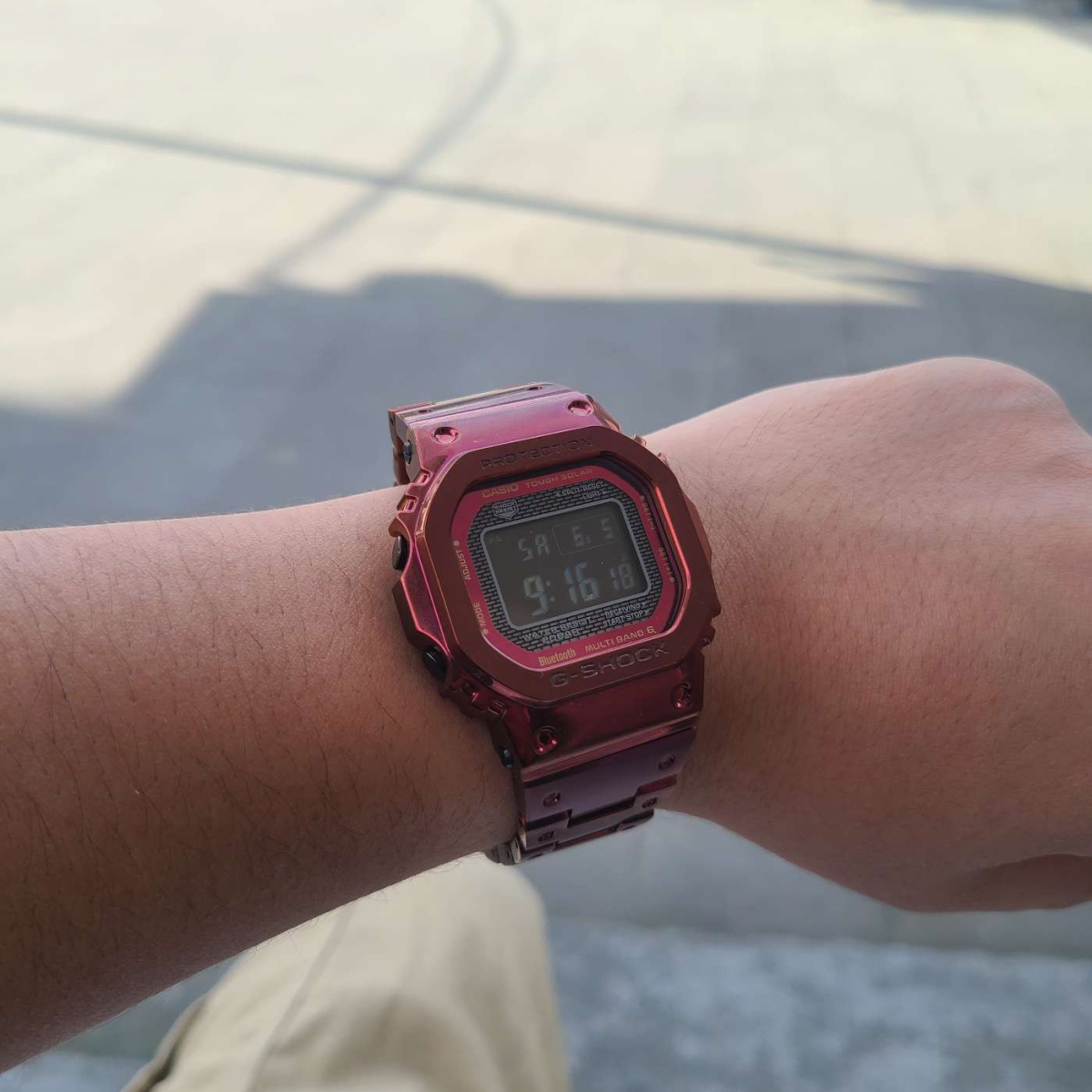 卡西欧G-SHOCK系列GMW-B5000RD-4PR