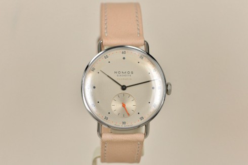 NOMOS新品