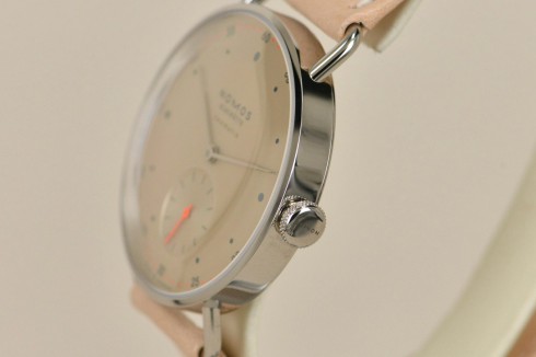 NOMOS新品