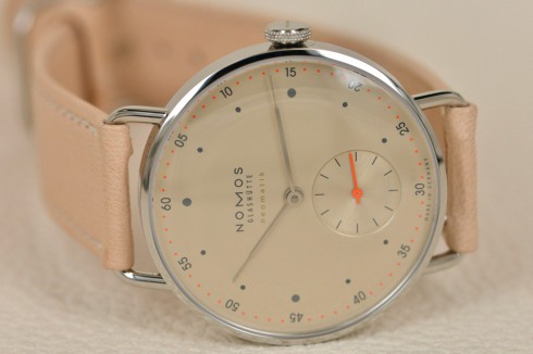 NOMOS新品