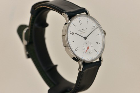 NOMOS新品