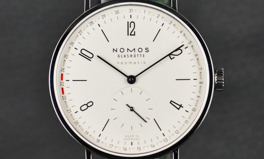 NOMOS新品