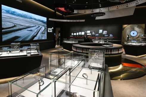 万宝龙展台