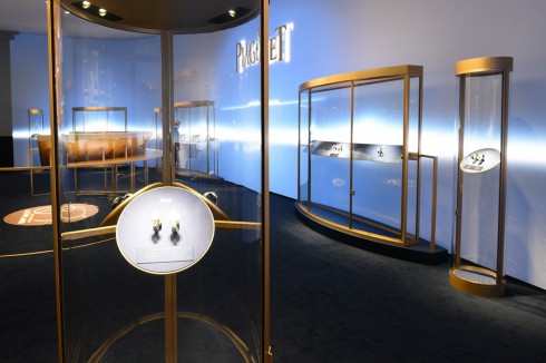 伯爵展台