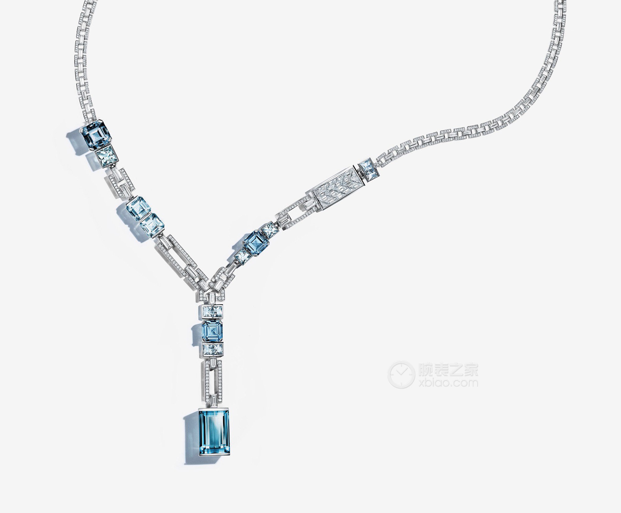 Tiffany & Co. 蒂芙尼 Blue Book 挂坠项链 | iDaily Jewelry · 每日珠宝杂志