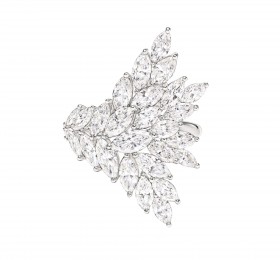 海瑞温斯顿THE NEW YORK COLLECTION 系列718 CHANDELIER系列718 CHANDELIER钻石戒指