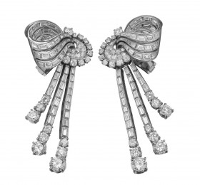 宝格丽古董典藏系列钻石耳环