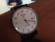 天梭经典系列魅时Swissmatic系列腕表-白盘皮带