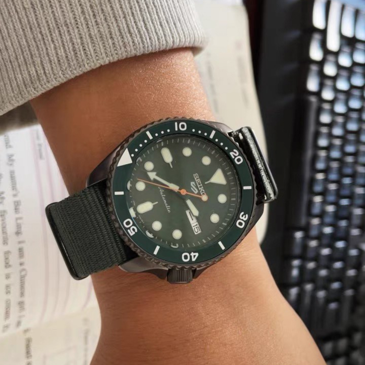 精工SEIKO 5系列SRPD77K1