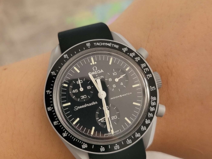 斯沃琪MOONSWATCH联名款系列SO33M100