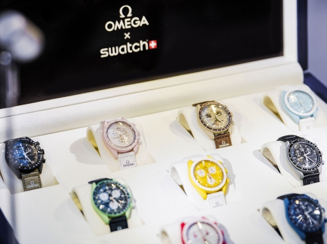 斯沃琪BIOCERAMIC MOONSWATCH系列MISSION TO VENUS