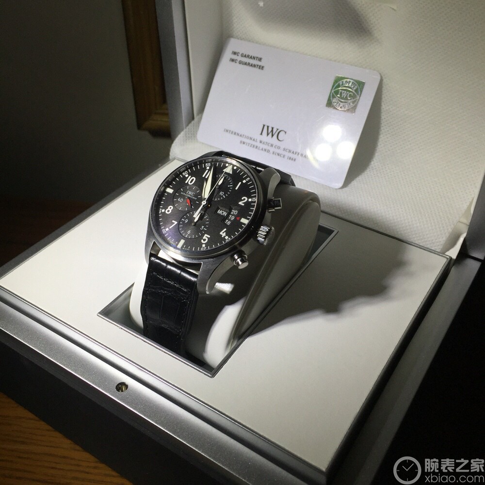 IWC万国表飞行员系列IW377701