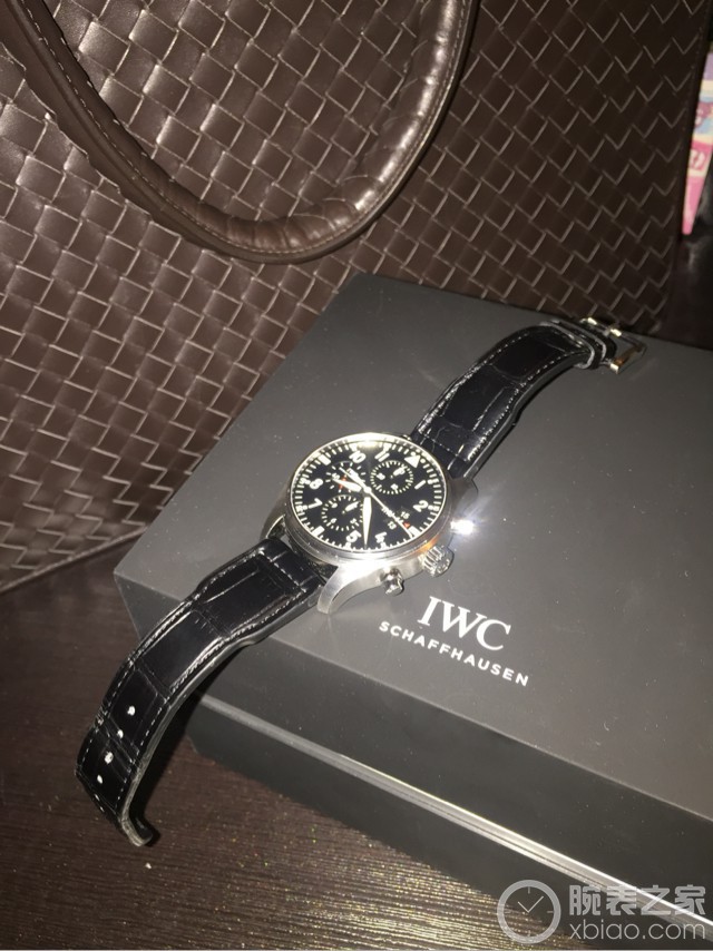 IWC万国表飞行员系列IW377701