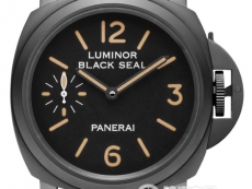 沛纳海特别版腕表系列PAM00785黑色涂层