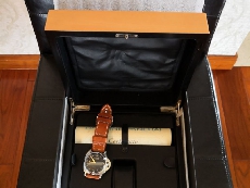沛纳海特别版腕表系列PAM00127