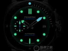沛纳海潜行系列PAM01231