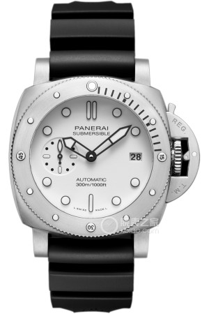 沛纳海潜行系列PAM01590