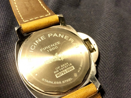 沛纳海特别版腕表系列PAM 00390