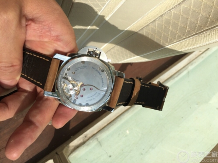 沛纳海LUMINOR 1950系列PAM00423