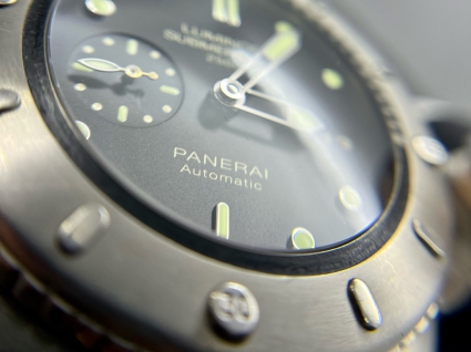 沛纳海特别版腕表系列PAM 00364