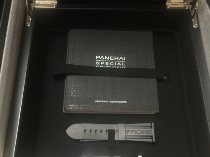 沛纳海特别版腕表系列PAM00663
