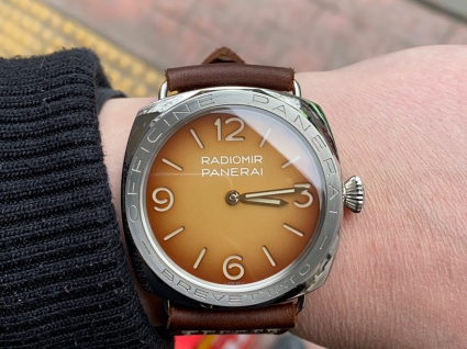 沛纳海特别版腕表系列PAM00687
