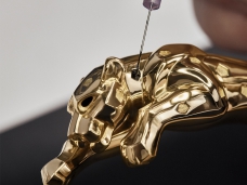 卡地亚PANTHÈRE JEWELLERY WATCHES系列猎豹造型黄金款