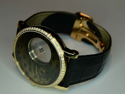 卡地亞高級珠寶腕表系列HPI00700