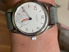 NOMOS CLUB系列708