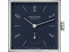 NOMOS TETRA系列449