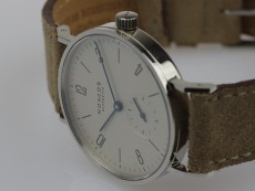 NOMOS TANGENTE系列122