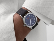 NOMOS CLUB系列713