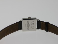 NOMOS TETRA系列472