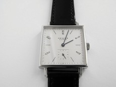 NOMOS TETRA系列408