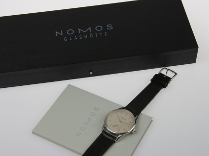 NOMOS ORION系列352