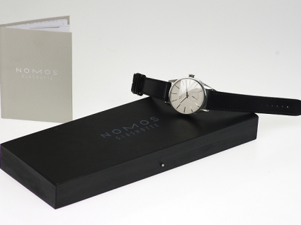 NOMOS ZURICH系列801