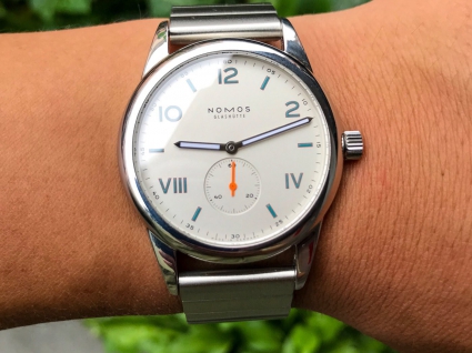 NOMOS CLUB系列735