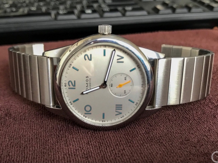 NOMOS CLUB系列735