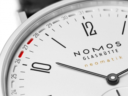 NOMOS TANGENTE系列180