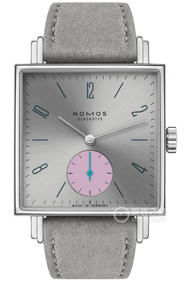 NOMOS TETRA系列427