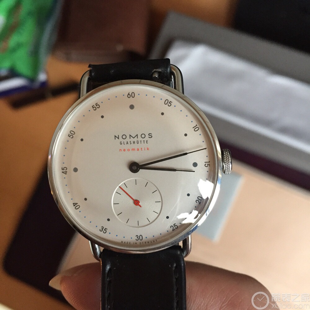 NOMOS METRO系列1104