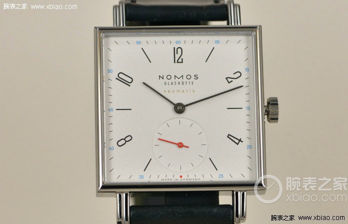 NOMOS TETRA系列421