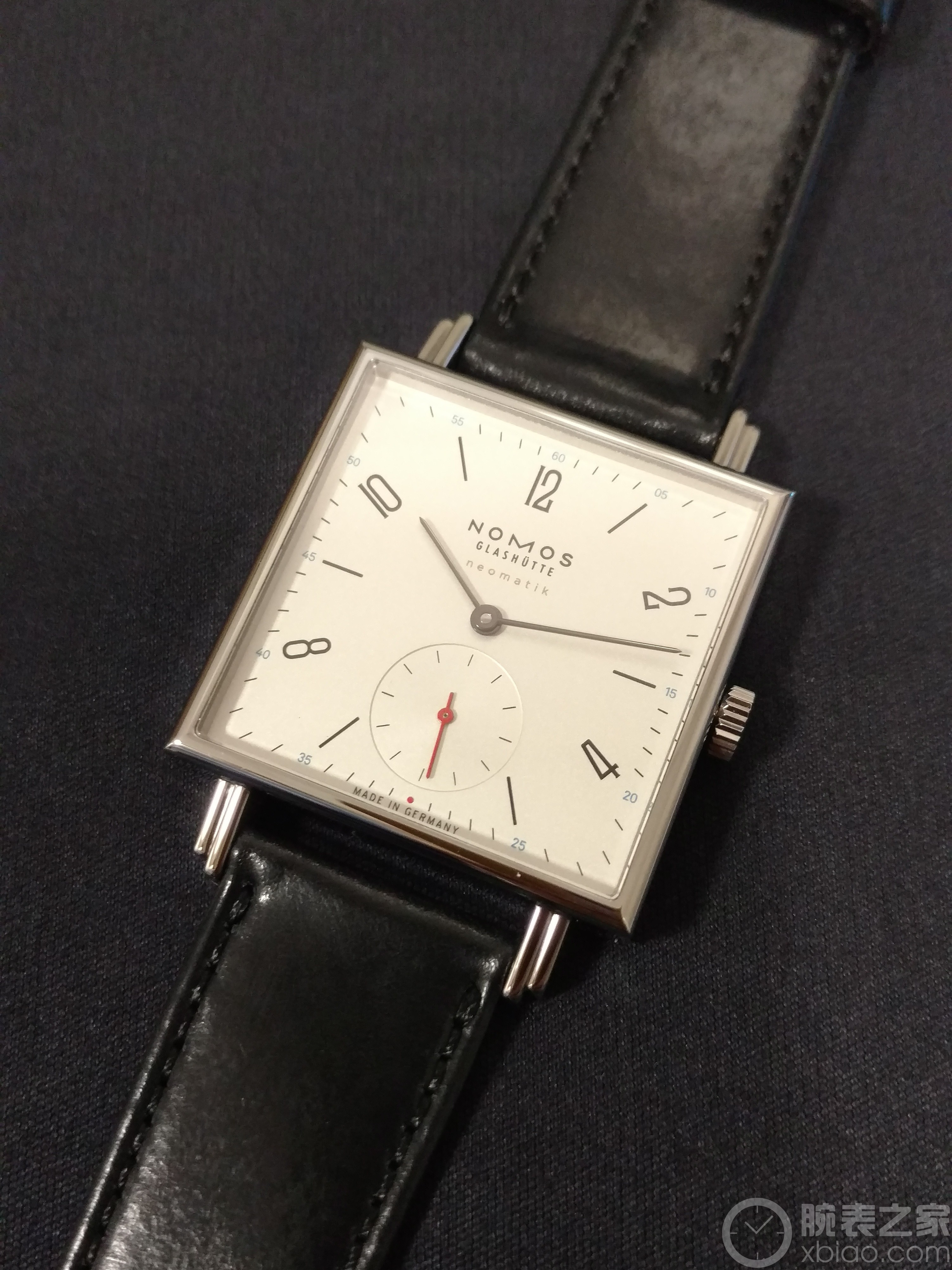 NOMOS TETRA系列421