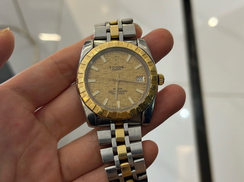 帝舵经典系列M22013-0008