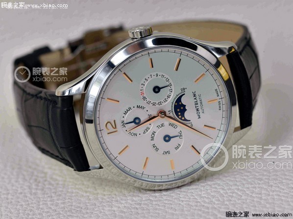 万宝龙HERITAGE SPIRIT系列传承Chronométrie系列年历腕表