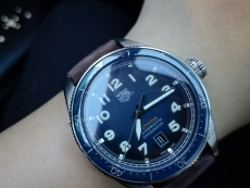 泰格豪雅TAG HEUER AUTAVIA系列WBE5116.FC8266