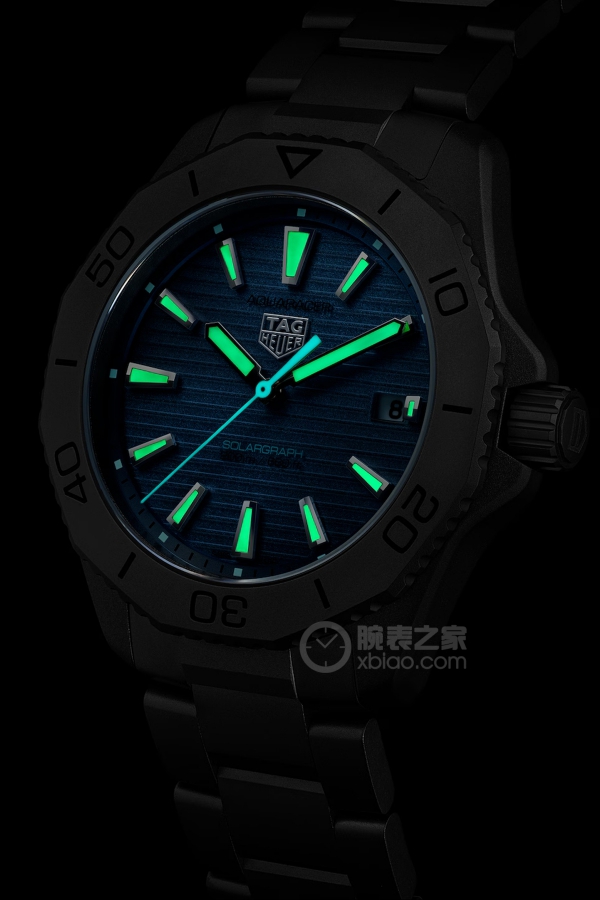 泰格豪雅竞潜系列WBP1182.BF0000夜光图