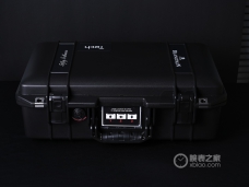 寶珀五十噚系列5019-12B30-64A